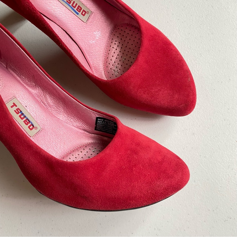 TSUBO Size 10 (fits like 9.5) Cherry Red Suede Leather Pointed Toe Classic Pump - Picture 2 of 6